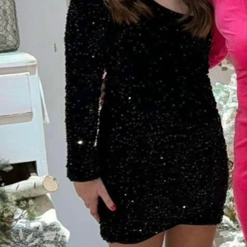 Elegant Black Sequin Dress